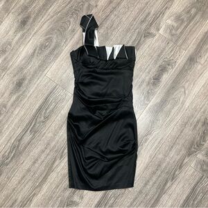 Vintage Black and White One-Shoulder Betsy & Adam Dress